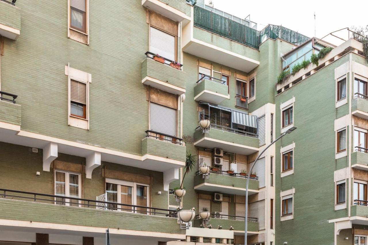 Momo Central Rome 1 Экстерьер фото